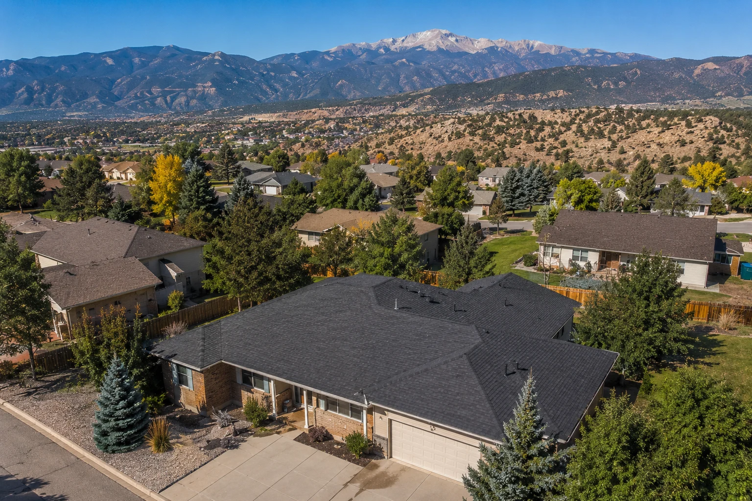 Roofing contractor services in Colorado