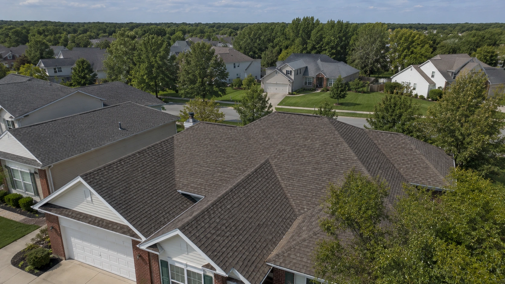 Roofing contractor services in Missouri